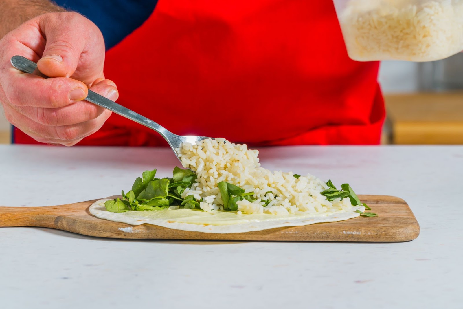 Junte o Arroz para Confeccionar os Wraps de Atum da Cigala