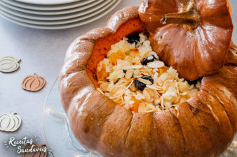 arroz ou travessura dentro de uma abóbora de receitas saudáveis cigala