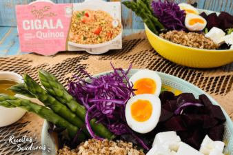 salada de arroz integral com quinoa