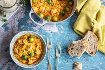 Arroz malandro de frango e couves de Bruxelas