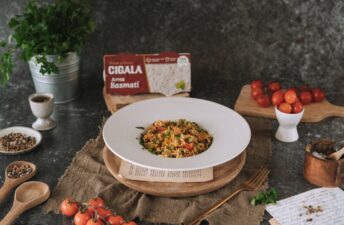 Salada De Arroz Fácil E Deliciosa