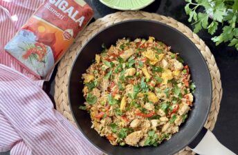 imagen receta Arroz Chaufa com Frango – Receita peruana fácil e deliciosa