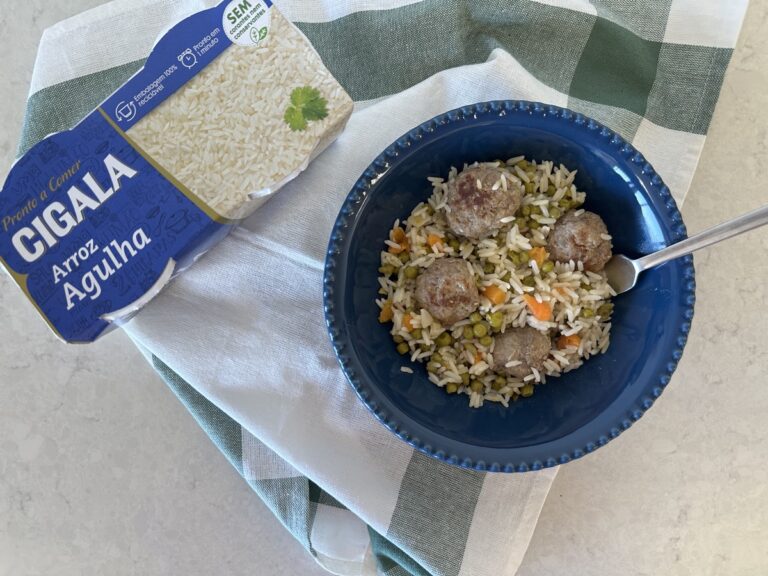 Foto de Almôndegas com Arroz: receita completa e saborosa