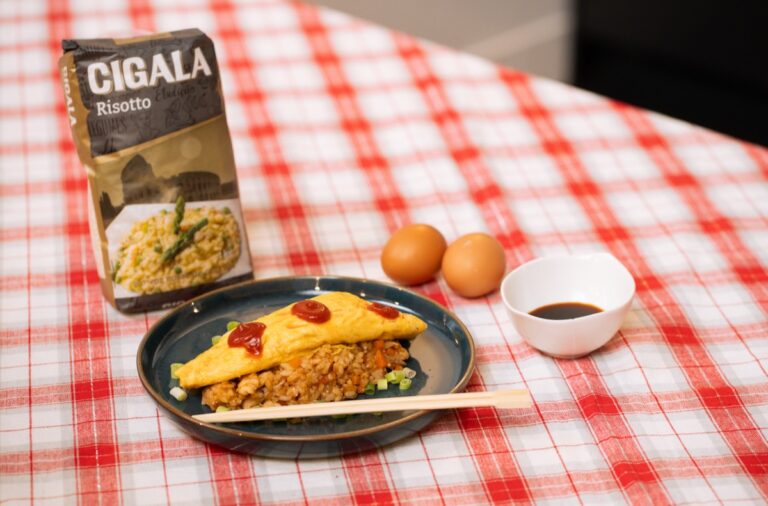 Foto de Omurice: receita fácil de arroz japonês com ovo