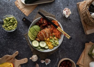 Poke Bowl de Frango: uma delícia saudável e refrescante